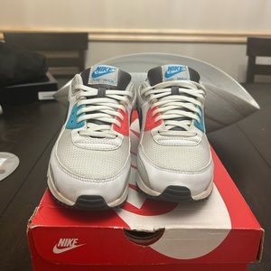 Nike Air Max 90